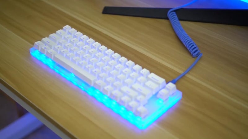 ASCENY Coiled & Double-Sleeved Mechanical Keyboard Cable, for Type-C Mechanical Keyboards (Blue) - Image 4